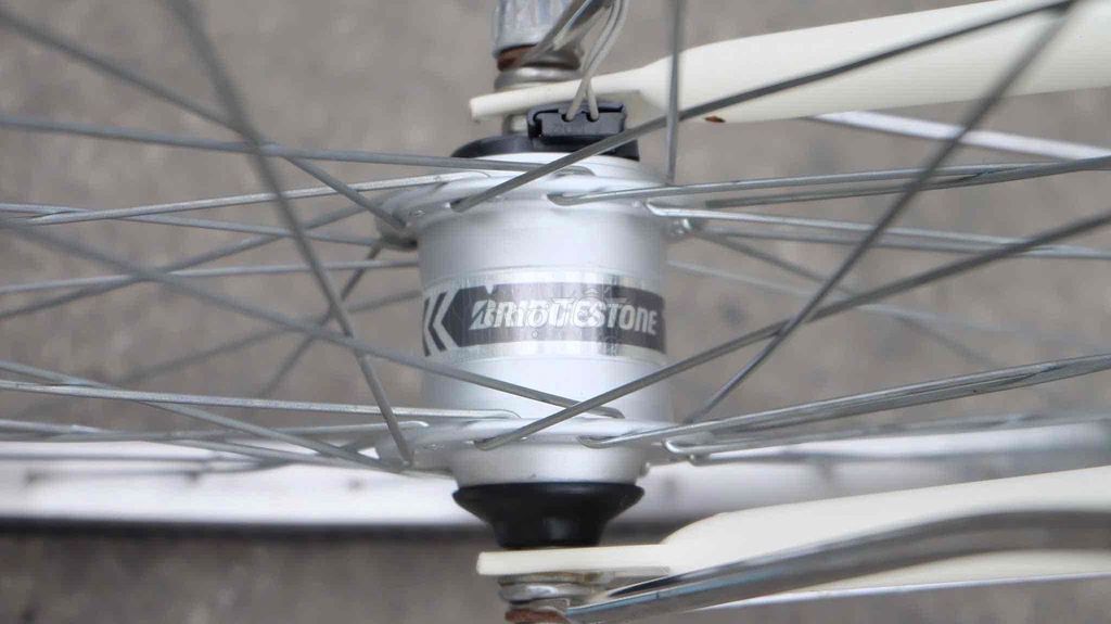 xe đạp mini nhật bridgstone sơn zin nguyên xe. Mua bán Xe đạp tại Thành phố Mỹ Tho Tiền Giang được đăng bởi NGUYỄN KHOA APPLE hình 9