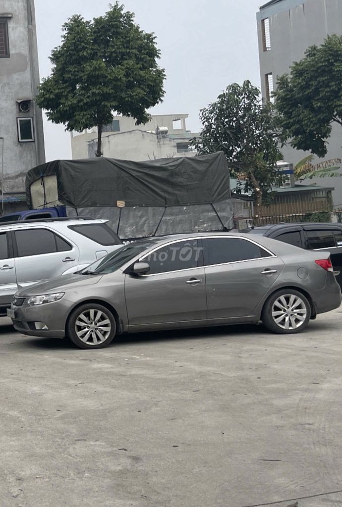 Kia Cerato 2010 1.6 AT - 20000 km. Mua bán Ô tô tại Quận Hoàng Mai Hà Nội được đăng bởi Nguyễn Quang Việt hình 3