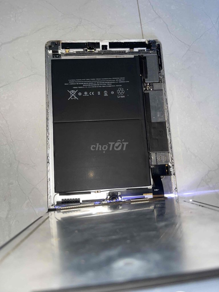 Apple iPad Air 2 Bạc. Mua bán Máy tính bảng tại Thành phố Biên Hòa Đồng Nai được đăng bởi HG Anh hình 1