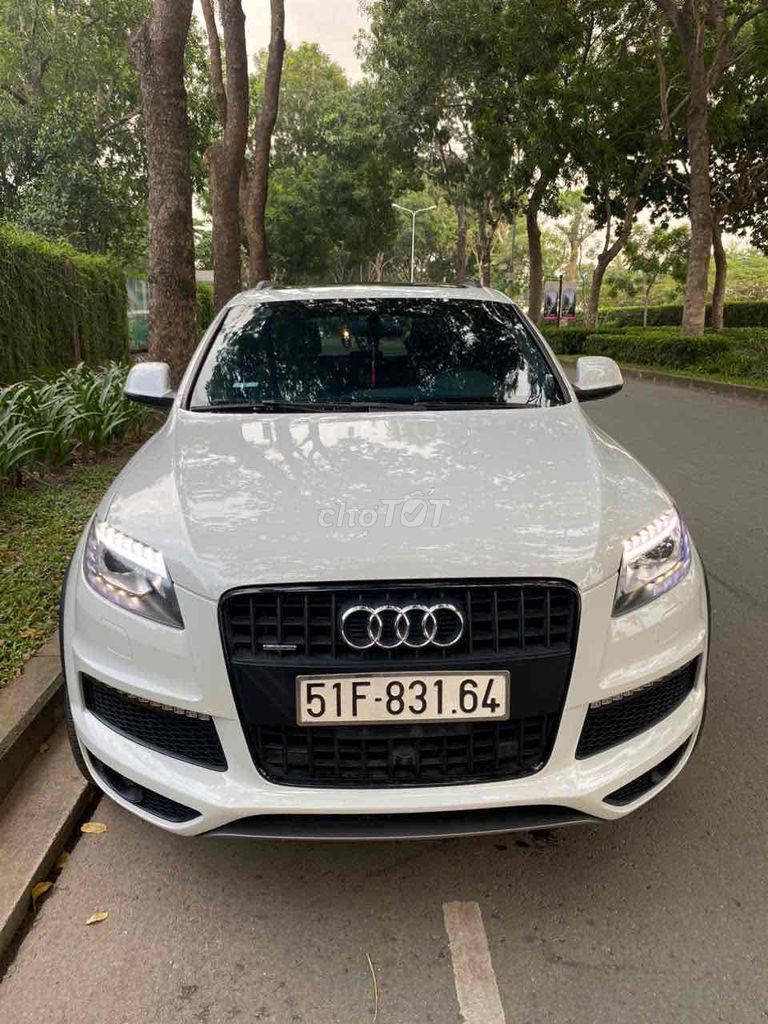 Audi Q7  3.0 S Line Supercharged nhập mỹ full opti