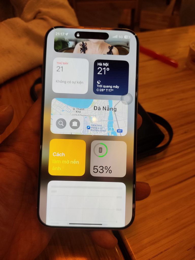 Apple iPhone 15 Pro Max 256GB Titan trắng. Mua bán Điện thoại tại Quận Hải Châu Đà Nẵng được đăng bởi Quang Log St hình 1