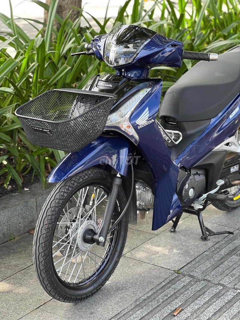 ❤️ Future 125 đời 2025 odo 1000km full kiểng bstp. Mua bán Xe máy tại Quận 11 Tp Hồ Chí Minh được đăng bởi Hưng Từ hình 10