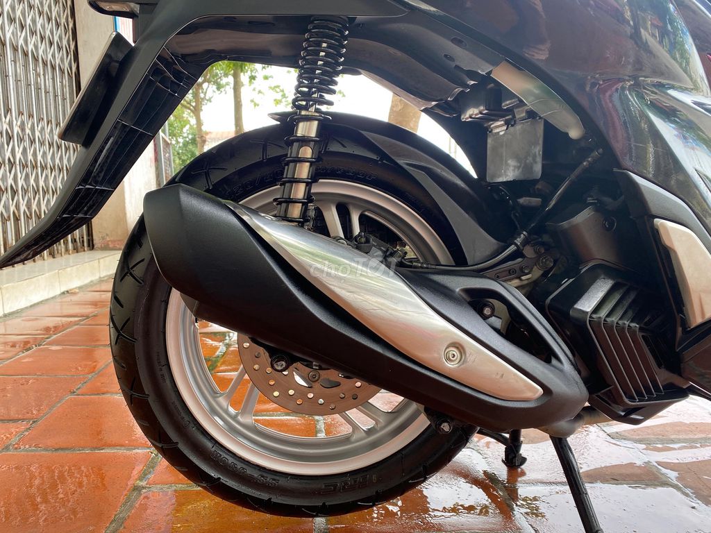 Bán SH125i CBS 2022 màu đen - người dùng. Mua bán Xe máy tại Huyện Sóc Sơn Hà Nội được đăng bởi Vũ Văn Trường hình 7