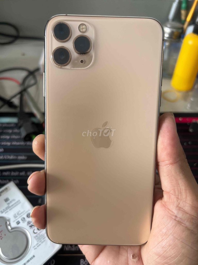 Apple iPhone 11 Pro Max 512GB Vàng. Mua bán Điện thoại tại Thành phố Mỹ Tho Tiền Giang được đăng bởi conheodat hình 1