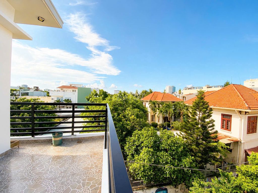Rent · 5 bd · 100 м² · Quận Ngũ Hành Sơn, ул. Đường Chế Lan Viên