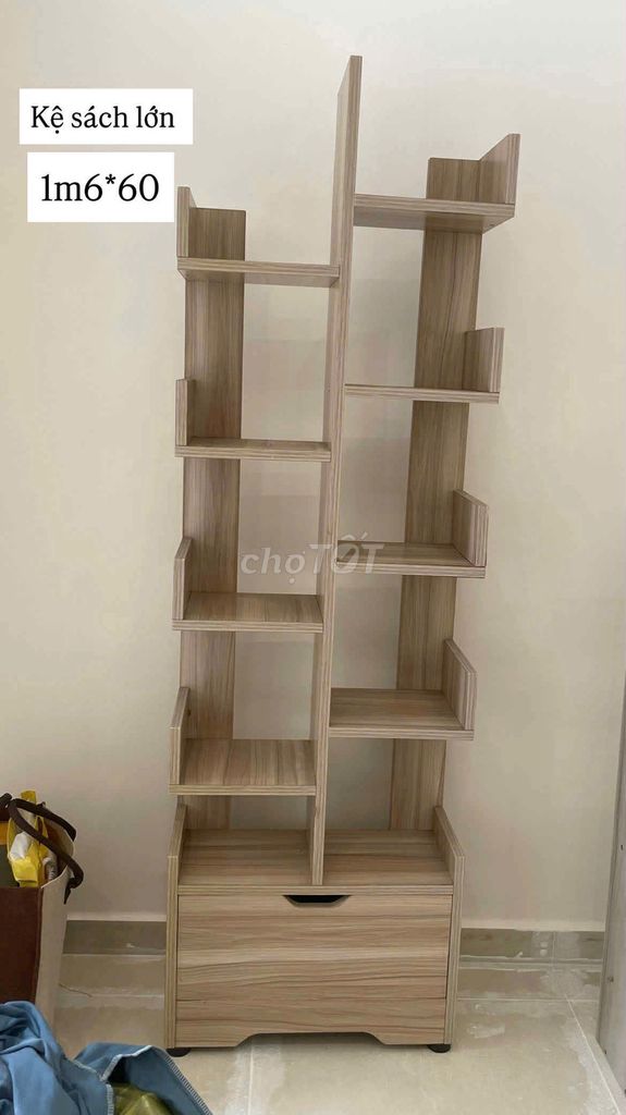 Kệ sách gỗ vàng 160x60cm nhiều tầng. Mua bán Tủ, kệ gia đình tại Quận 11 Tp Hồ Chí Minh được đăng bởi Vũ Ngọc Văn hình 1