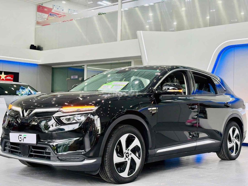 VinFast VF8 2024 S (Kèm pin) - 5 km. Mua bán Ô tô tại Quận Đống Đa Hà Nội được đăng bởi Vinfast Ocean Park Gia Lâm Hà Nội hình 1