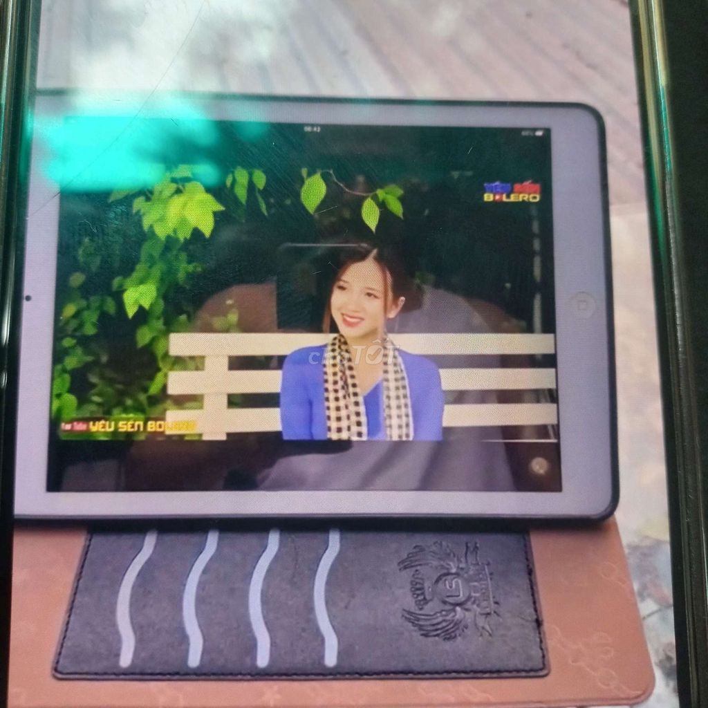 Ipad air wifi cực mạnh, còn mới nguyên cây. Mua bán Máy tính bảng tại Quận 12 Tp Hồ Chí Minh được đăng bởi Võ Tiên hình 3