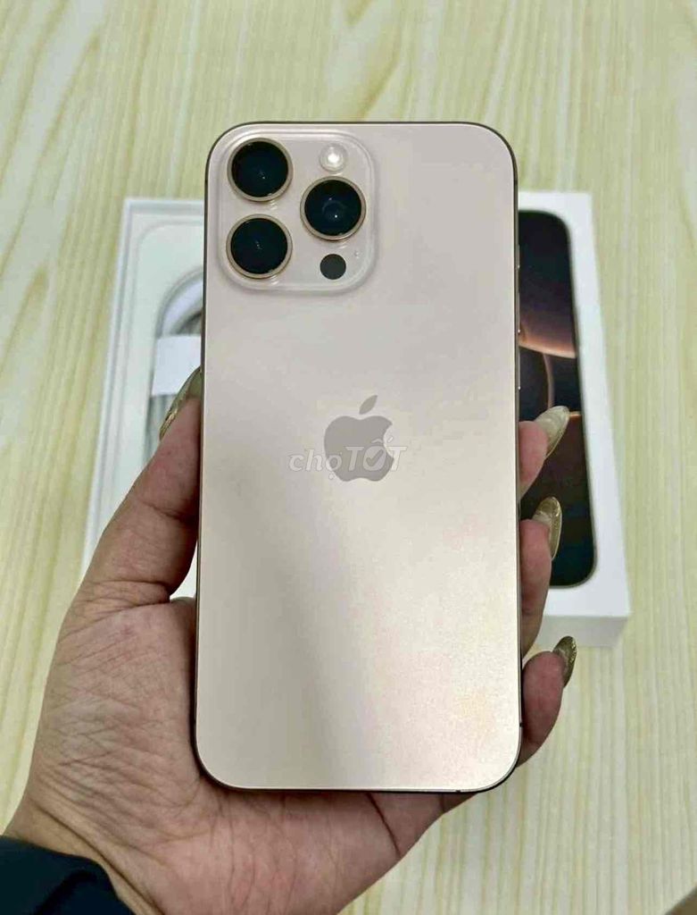 iPhone 16 Pro Max 256GB Gold FULLBOX BH APPLE 2025. Mua bán Điện thoại tại Quận 10 Tp Hồ Chí Minh được đăng bởi iStockHCM hình 1