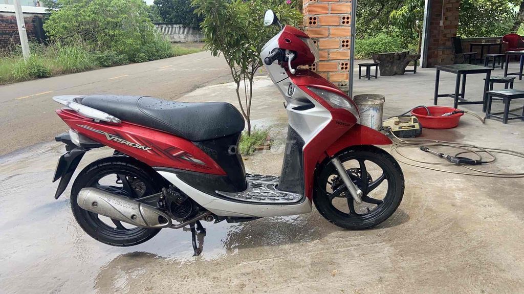 HONDA VISION 2012 ZIN CHẠY CÒN BỐC KHOẺ KHÔNG HÚ. Mua bán Xe máy tại Huyện Thống Nhất Đồng Nai được đăng bởi CHODONGNAI youtube video hình 7