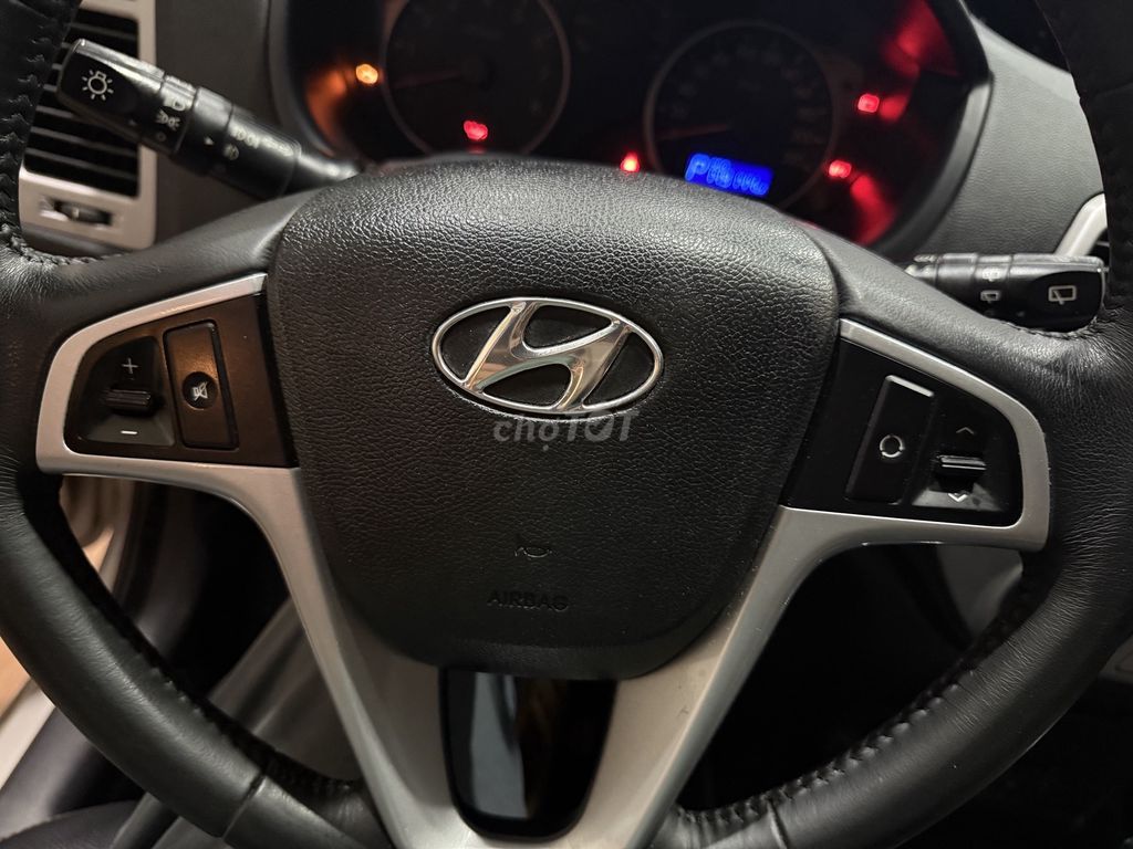 Hyundai i20 2011 1.4 AT - 149000 km. Mua bán Ô tô tại Quận Cái Răng Cần Thơ được đăng bởi Phạm văn trung hình 8