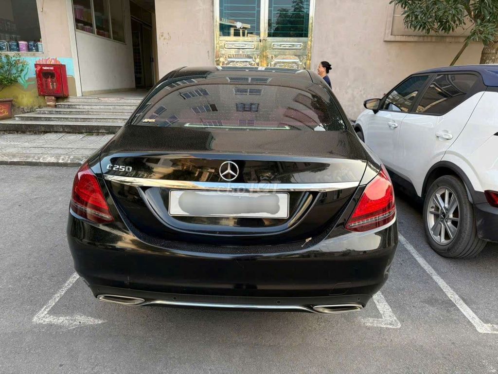 Mercedes Benz C Class 2017 C250 Exclusive đẹp. Mua bán Ô tô tại Huyện Gia Lâm Hà Nội được đăng bởi Bá Hòa hình 3