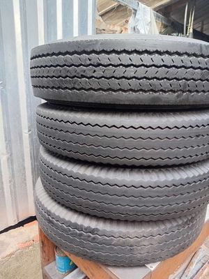 Lốp xe Yokohama 7.00-15 Đen Đã sử dụng