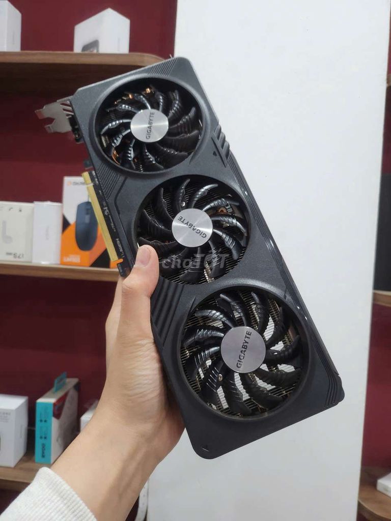 Gigabyte RX 7600XT Gaming OC BH 2027