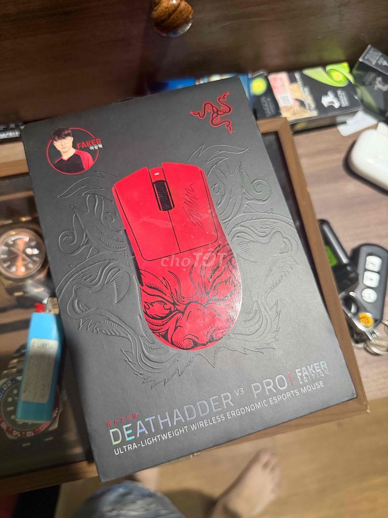 Chuột gaming Razer Deathadder V3 Pro Faker Edition. Mua bán Phụ kiện (Màn hình, Chuột...) tại Quận Tây Hồ Hà Nội được đăng bởi Nguyễn Huy hình 1