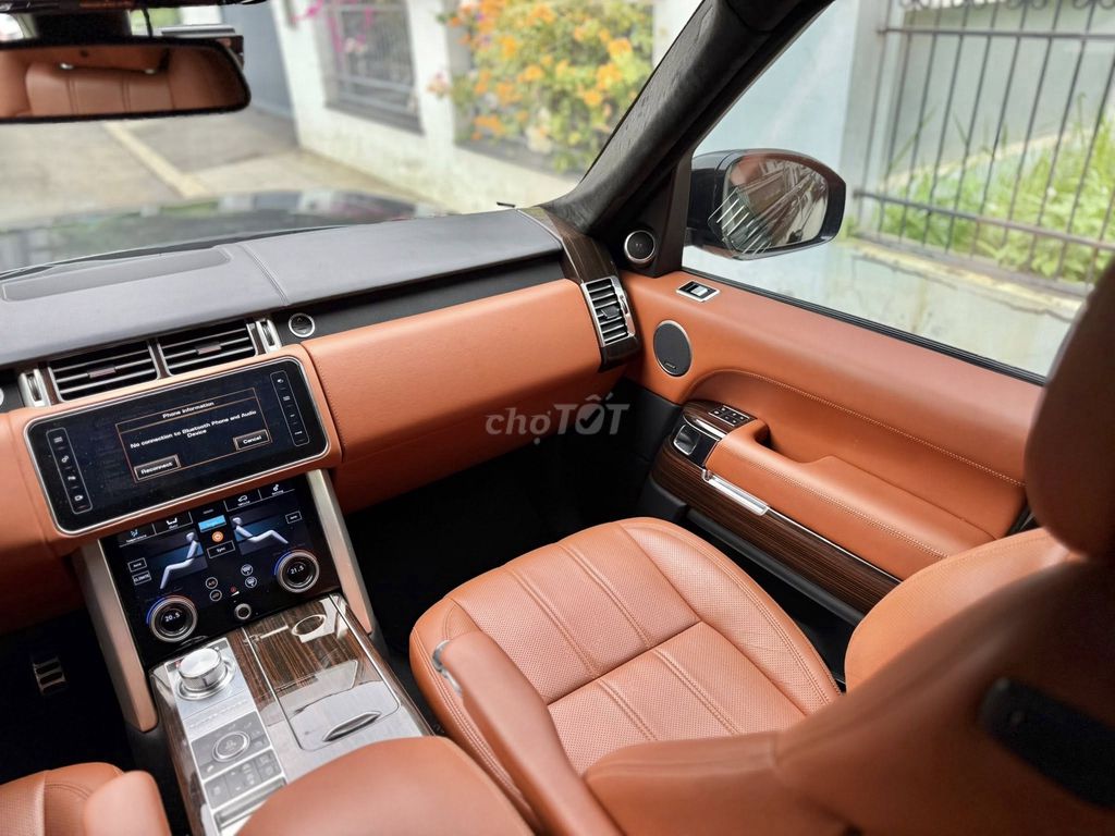 RANGE ROVER AUTOBIOGRAPHY LWB 5.0 2014 Bản 4 Chỗ. Mua bán Ô tô tại Quận Tây Hồ Hà Nội được đăng bởi Nguyễn Hoàng Sơn hình 15
