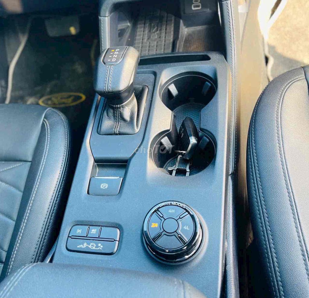 Ford Everest Titanium+ 2.0L AT 2 Cầu 1 Chủ Đi Kỹ. Mua bán Ô tô tại Quận Tân Bình Tp Hồ Chí Minh được đăng bởi TRUNG TÂM XE LƯỚT CHÍNH HÃNG hình 12