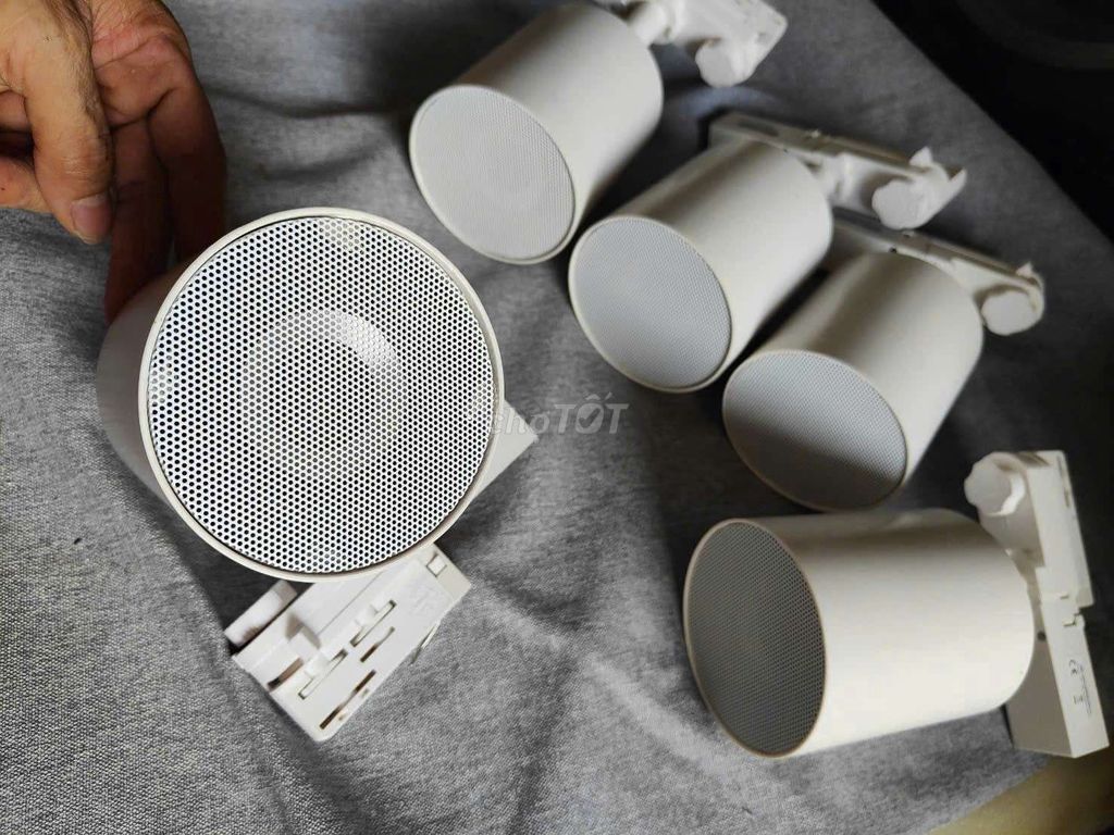 Loa ECLER TRAK103WH Trắng. Mua bán Tivi, Âm thanh tại Thành phố Thuận An Bình Dương được đăng bởi thanh tuyen hình 1