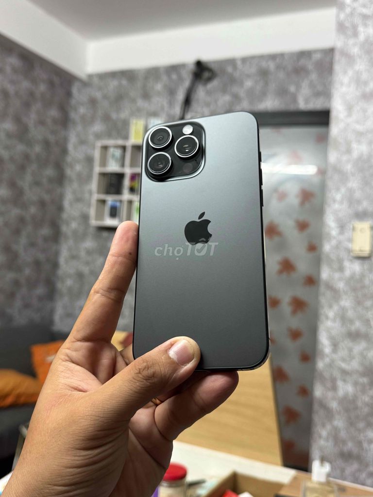 Apple iPhone 16 Pro Max 512GB Đen. Mua bán Điện thoại tại Quận Liên Chiểu Đà Nẵng được đăng bởi Tin Store hình 1