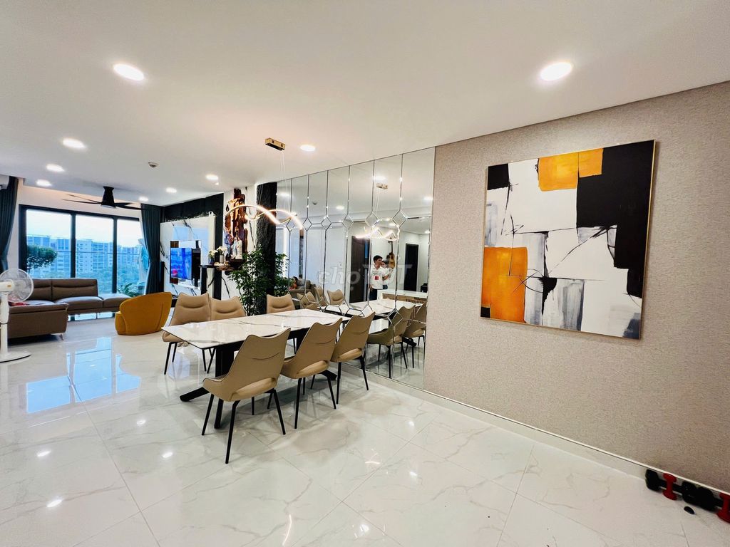 Rent · 2 bd · 96 м² · Quận Tân Phú