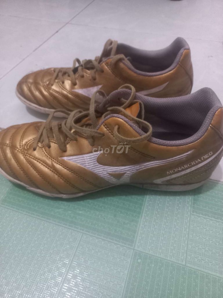 Giày bóng đá Mizuno Monarcida Neo size 39.5