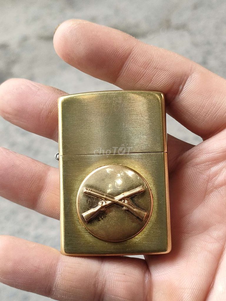 Zippo chính hãng Mỹ 2018.