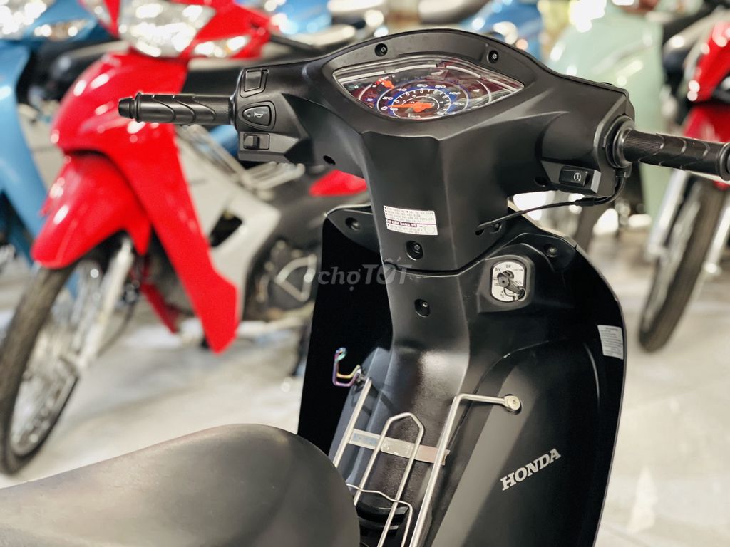 XE MÁY PHÚ THỊNH - HONDA WAVE A 110 ĐEN SẦN 2024. Mua bán Xe máy tại Quận Nam Từ Liêm Hà Nội được đăng bởi TRẦN VĂN PHÚ hình 4