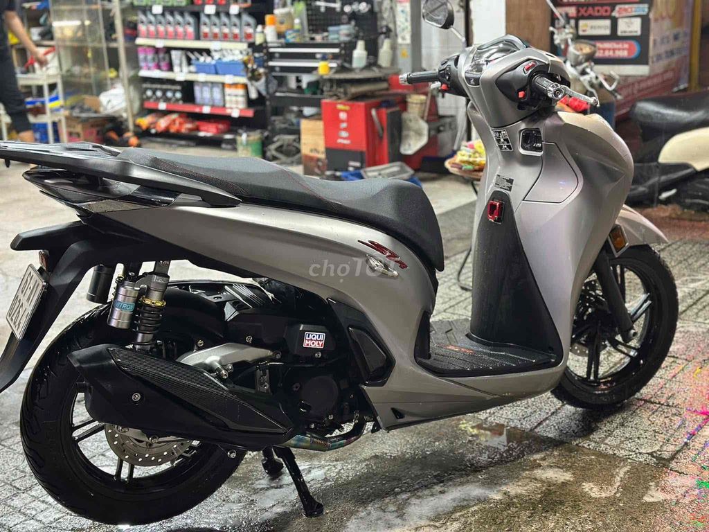 SH 350i 2021 Màu xám. Mua bán Xe máy tại Thành phố Thuận An Bình Dương được đăng bởi Hoàng Anh Tuấn hình 2