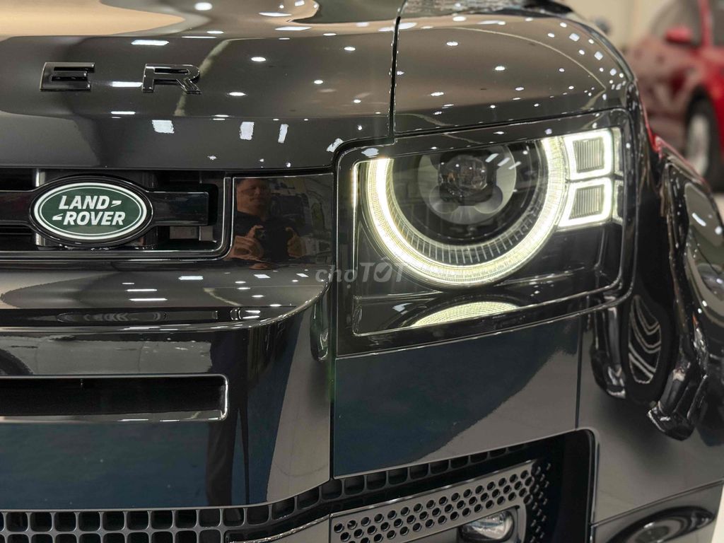 Defender 110HSE 2022 P300 23.000 km. Mua bán Ô tô tại Quận Tân Bình Tp Hồ Chí Minh được đăng bởi Nguyễn Văn Lâm hình 7