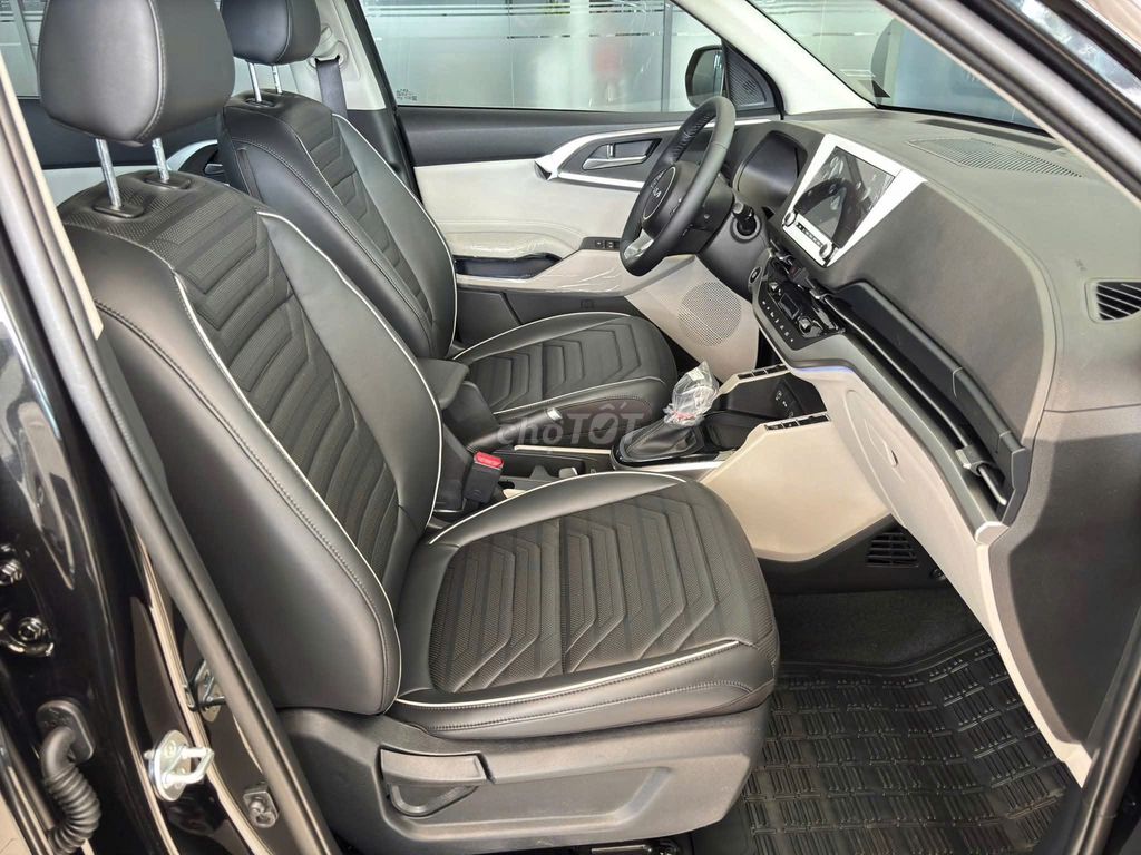 Kia Carens 2025. Mua bán Ô tô tại Quận Tân Phú Tp Hồ Chí Minh được đăng bởi Dương Nguyễn Trung Tín hình 14