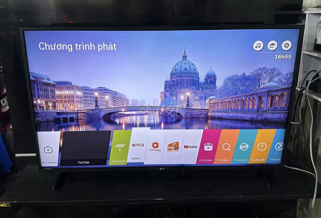 Smart Tivi LG 43 inch màn 4K đời cao remote nói. Mua bán Tivi, Âm thanh tại Thành phố Buôn Ma Thuột Đắk Lắk được đăng bởi Thanh Dat Tivi 79 hình 1