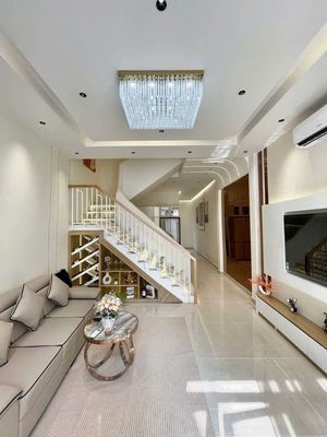Rent · 4 bd · 70 м² · Quận Tân Bình, ул. Đường Trần Văn Quang