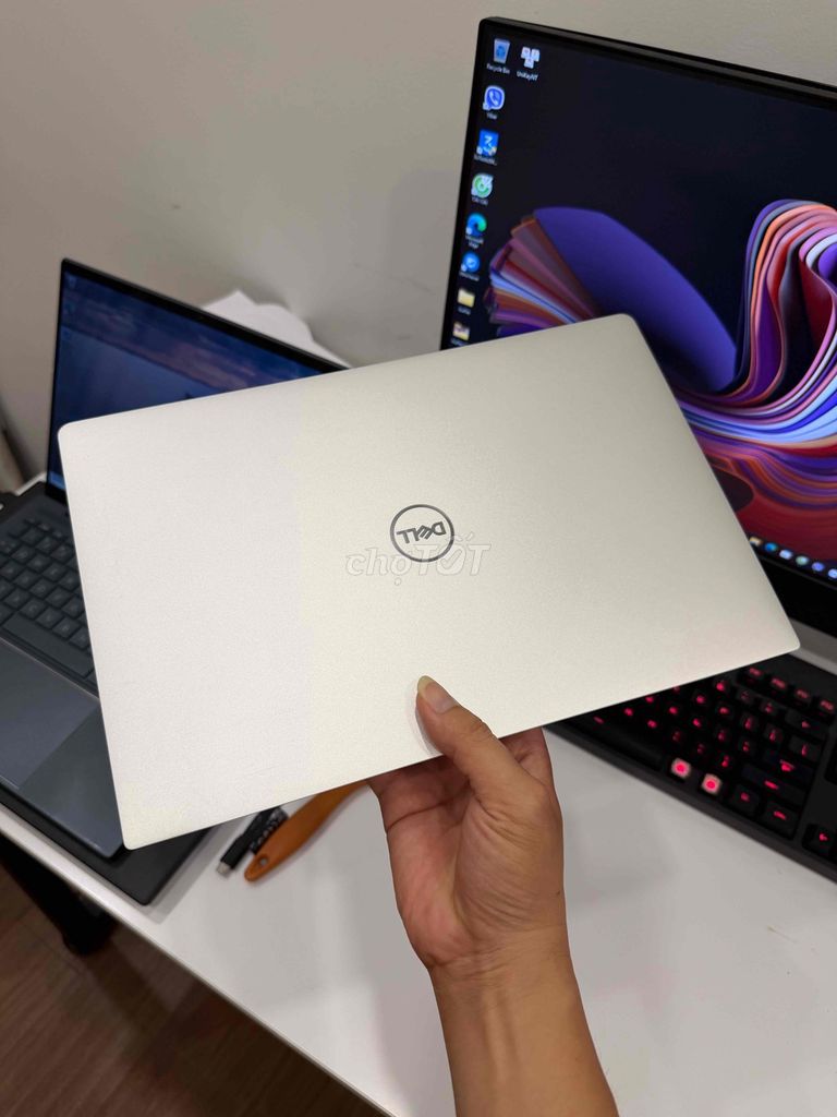 Dell XPS 9305 I7 1165G7 Ram 16G Ssd 512G FHD Touch. Mua bán Laptop tại Quận Tân Bình Tp Hồ Chí Minh được đăng bởi ĐẶNG HOÀNG PHÚC hình 1