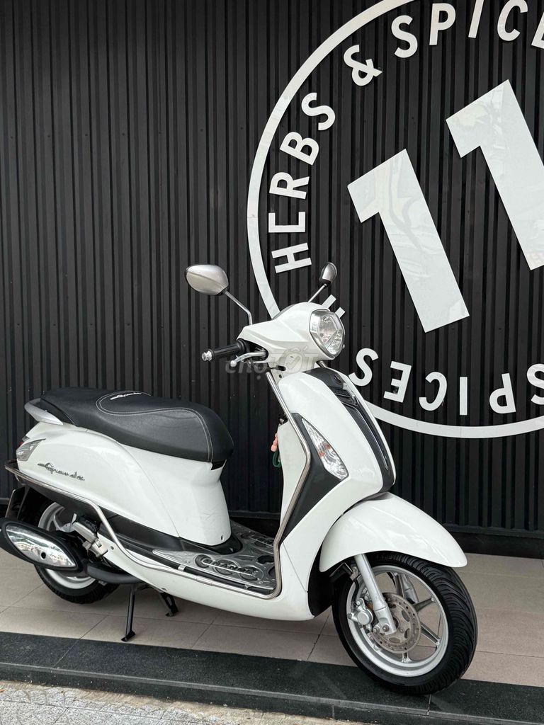 Yamaha Grande 2017 - Grande Trắng mới 98% bs43. Mua bán Xe máy tại Quận Hải Châu Đà Nẵng được đăng bởi Lê vy  hình 2