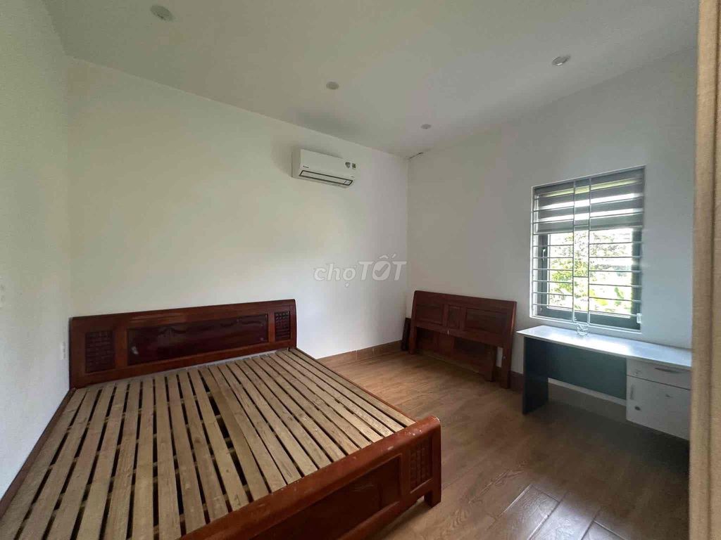 Furnished 3-storey house with car yard in Nam Hòa Xuân — photo 5