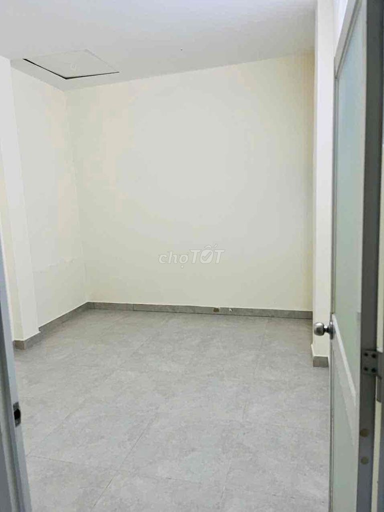 Дом с 4 спальнями 3.8x17, ул. Ки Донг, аллея для машин