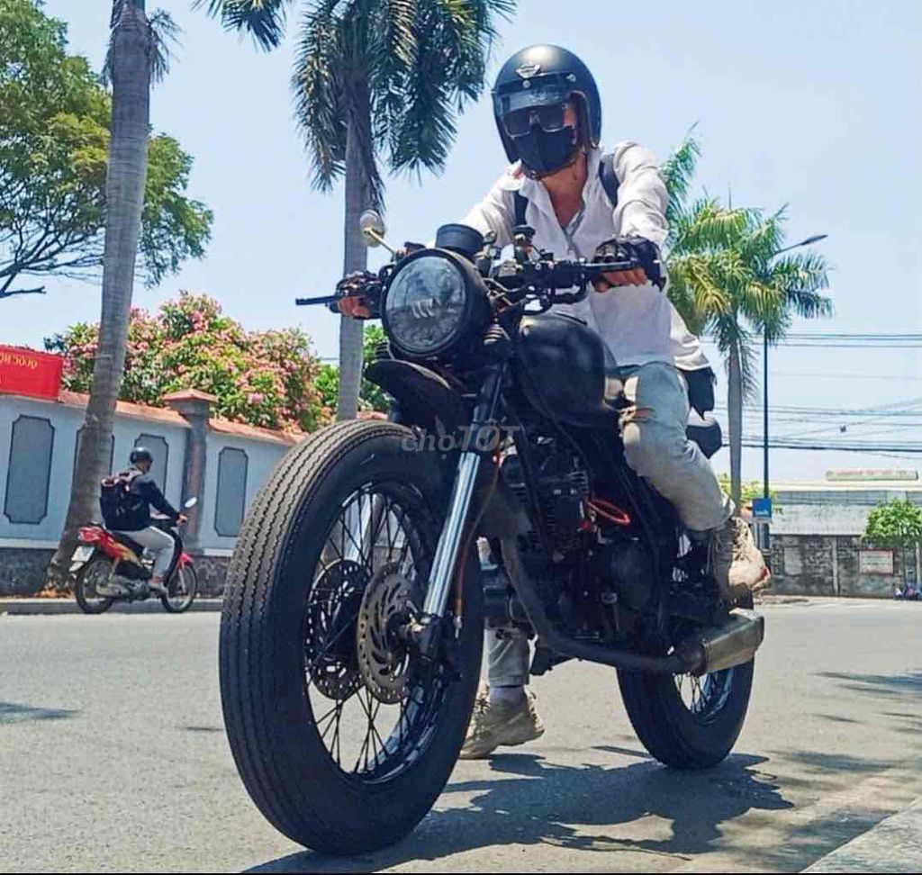 Мотоцикл Cafe Racer кастомный! С документами!