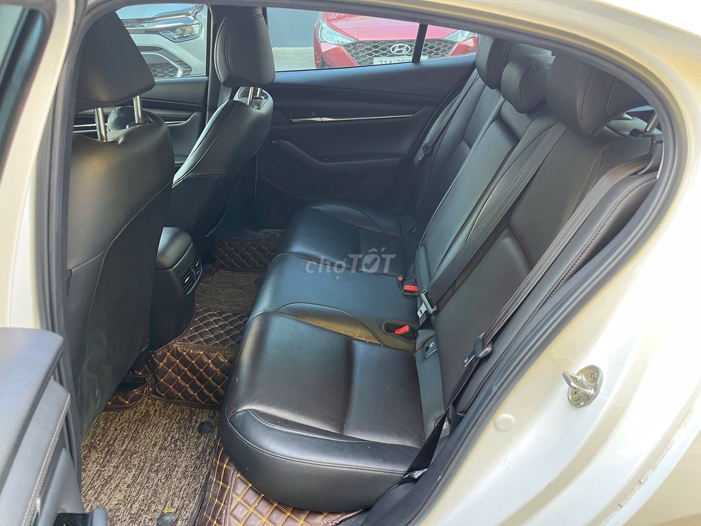 MAZDA 3 1.5 LUXURY 2023 GIA ĐÌNH LƯỚT 1 CHỦ HT 70%. Mua bán Ô tô tại Thành phố Thủ Đức Tp Hồ Chí Minh được đăng bởi Hiếu hình 15
