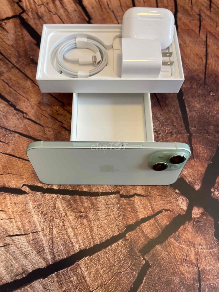 iPhone 15 256G QTẾ Pin 95% Máy Zin Xài Bao Sướng. Mua bán Điện thoại tại Quận Gò Vấp Tp Hồ Chí Minh được đăng bởi Vượng Kim Phát hình 6