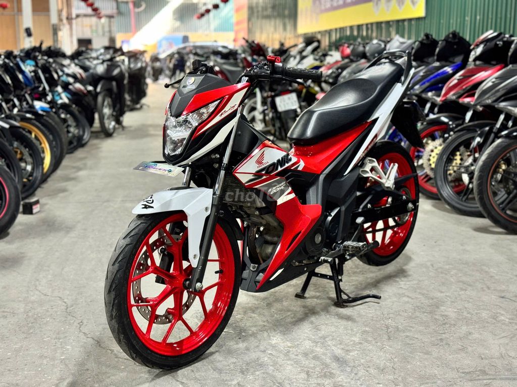 XE MÁYTHANH TÙNG_SONIC 150 ĐỎ TRẮNG LƯỚT BAO ZIN. Mua bán Xe máy tại Quận Nam Từ Liêm Hà Nội được đăng bởi THANH TÙNG hình 4