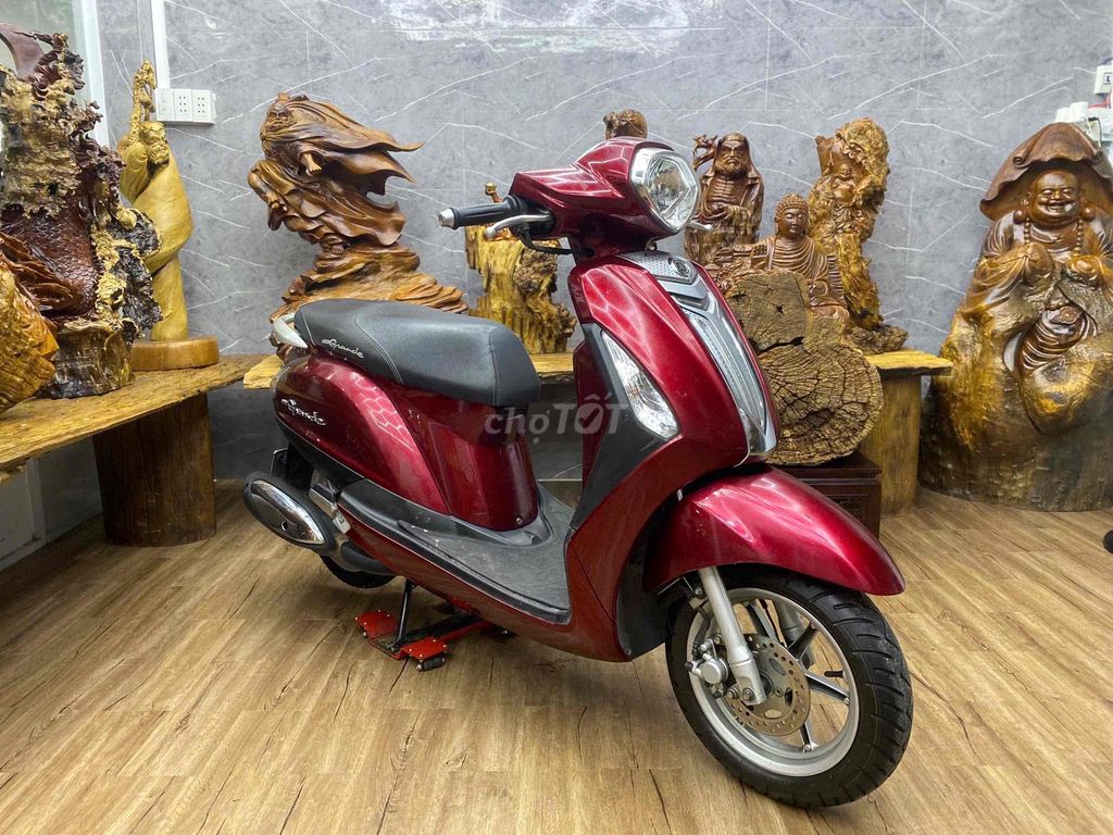 👉Grande 2017 bstp chính chủ dàn áo keng,máy bao êm. Mua bán Xe máy tại Quận 7 Tp Hồ Chí Minh được đăng bởi Xe Cũ Hiếu CT hình 4