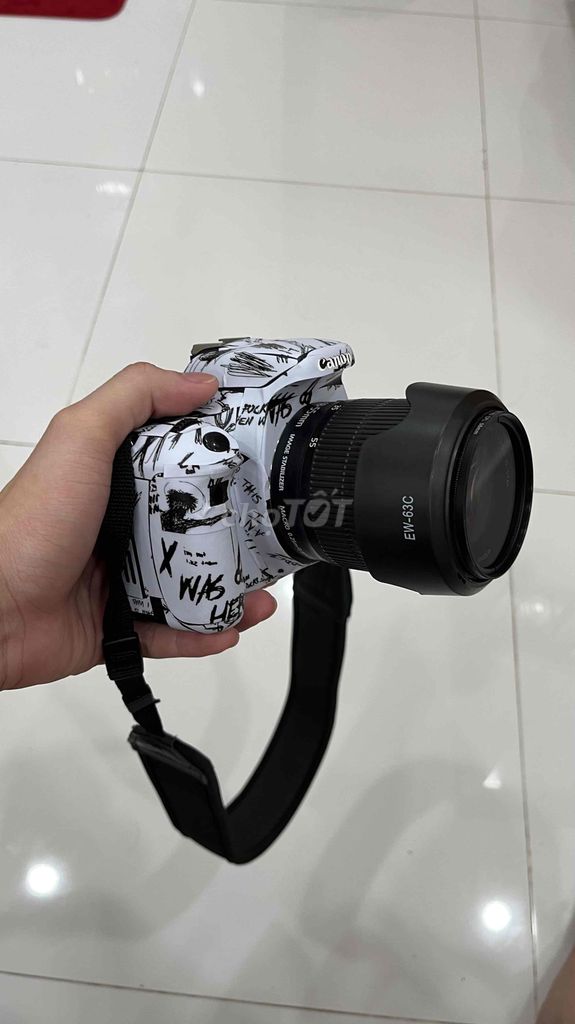 Canon EOS Kiss x5 (600d) kèm lens kit