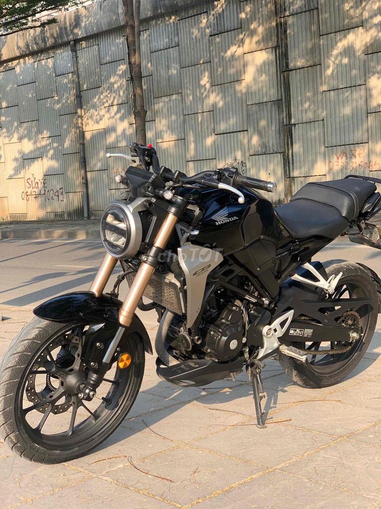 HONDA CB300R motor pkl         Xe vừa đăng. Mua bán Xe máy tại Quận Cầu Giấy Hà Nội được đăng bởi Tong motor xe may hình 2