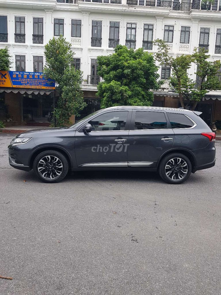 2021 Premium 2.0 CVT - 20000 km. Mua bán Ô tô tại Huyện An Dương Hải Phòng được đăng bởi Mr Quý hình 5