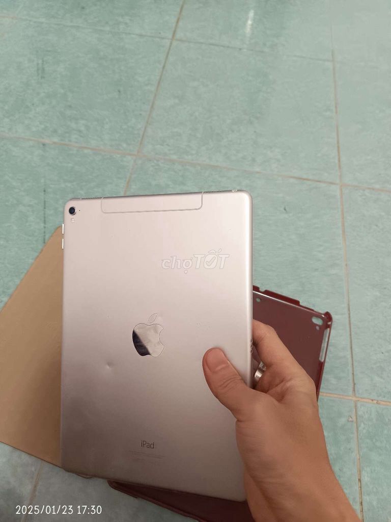 ipad pro 9.7 inch dư xài