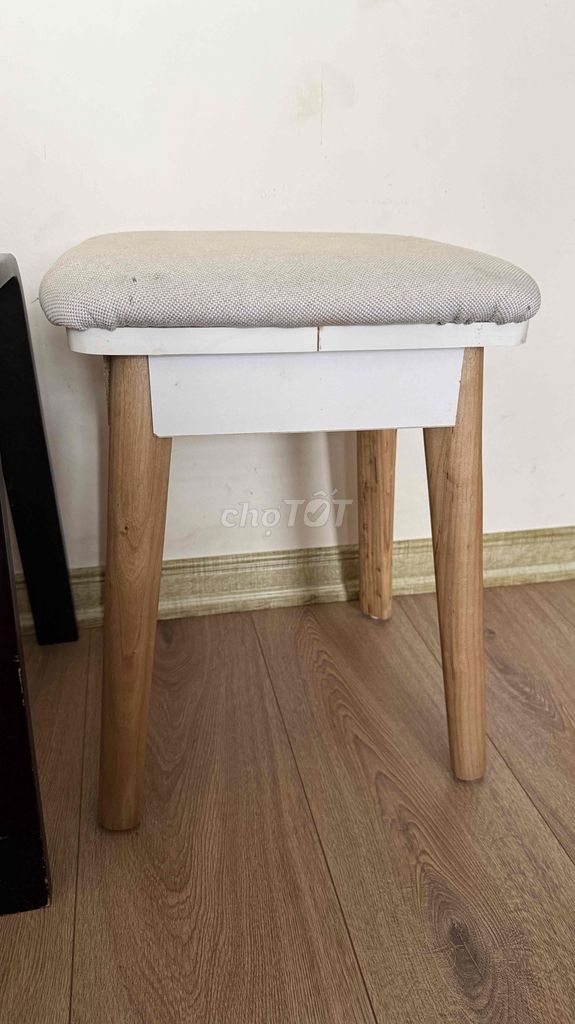 Ghế đôn gỗ vải trắng nâu 45cm. Mua bán Bàn ghế tại Quận Thanh Xuân Hà Nội được đăng bởi meo2219 hình 1