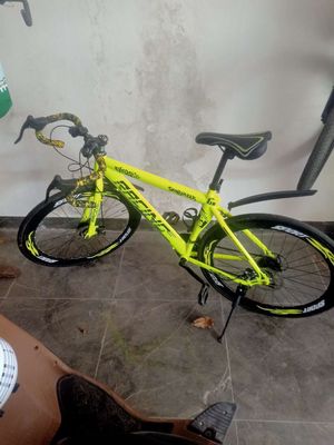 Xe đạp đua Skyblazer Nhôm Titan. Mua bán Xe đạp tại Quận Bắc Từ Liêm Hà Nội được đăng bởi Anh sơn