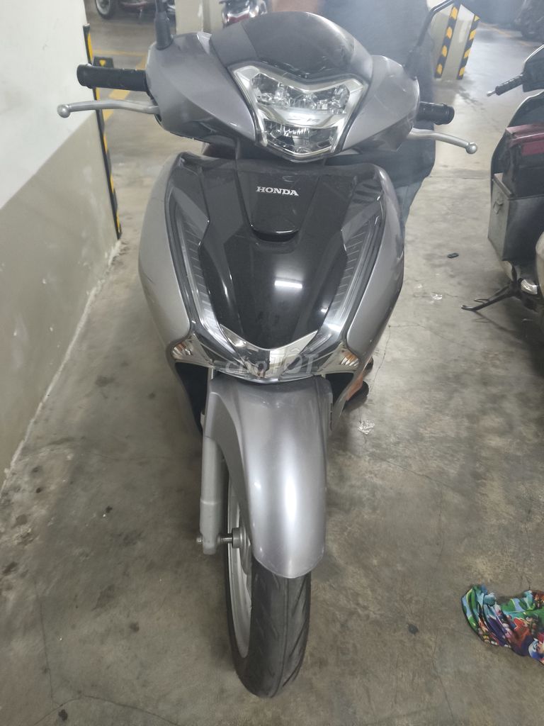 XE TAY GA ABS SH125 HONDA 2019 BẠC. Mua bán Xe máy tại Thành phố Thủ Đức Tp Hồ Chí Minh được đăng bởi Thang Le hình 6