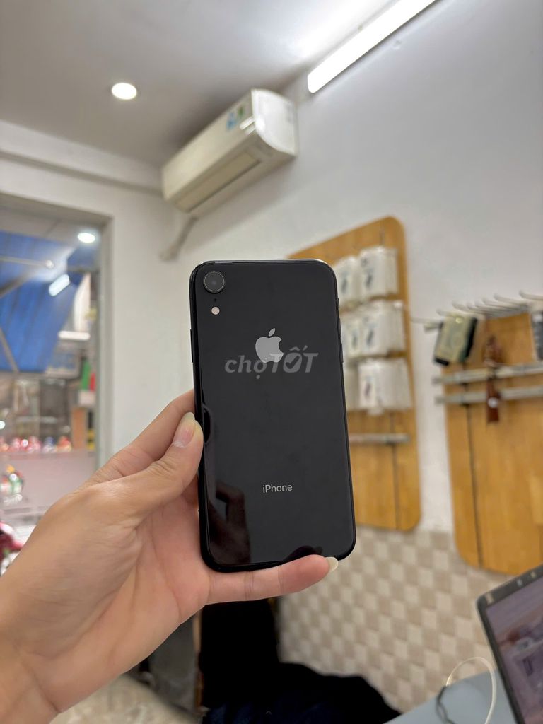 XR Lock 128GB Đen nguyên áp. Mua bán Điện thoại tại Quận Hoàng Mai Hà Nội được đăng bởi Trương Công Quân hình 1