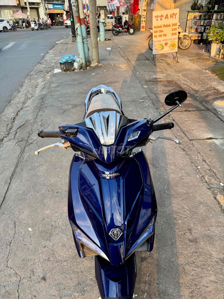 ❇️❇️ AB 125 Xanh đen 2018 khoá Smarkey rất đẹp. Mua bán Xe máy tại Thành phố Biên Hòa Đồng Nai được đăng bởi XE MÁY CŨ THÀNH MỸ  hình 1